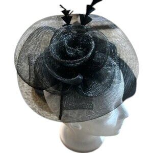 women black fascinator